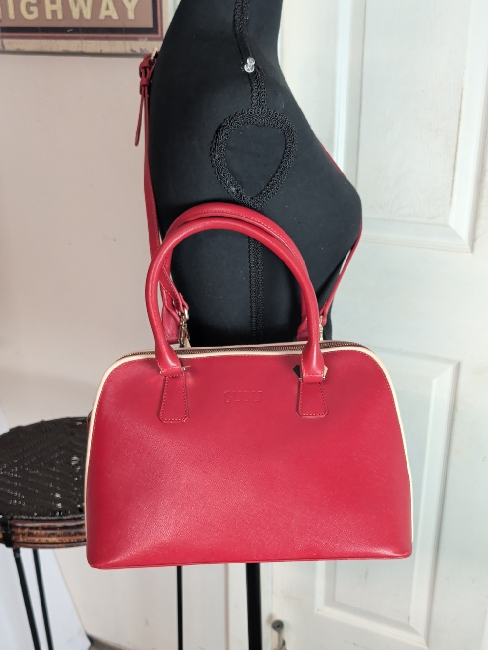 Susu Red Leather Safiano Shoulder Crossbody Bag